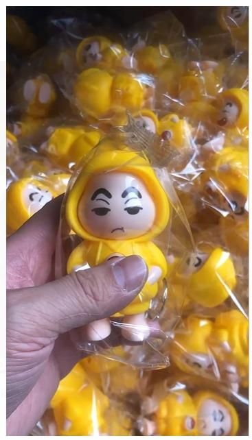 Shinchan Face Changing Keychain | High-Quality PVC | Fun & Unique Toy Key Ring